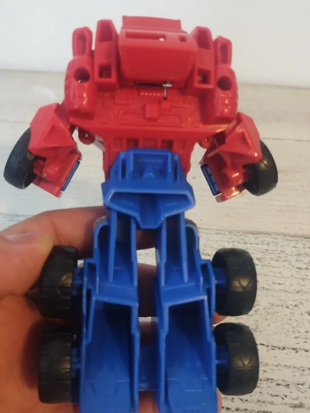 Transformers Rescue Bots Rescan Optimus Prime  Complete